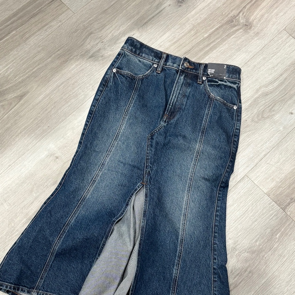 Express Midi Denim Skirt